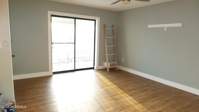 Building Photo - 3403 Bridge Ave