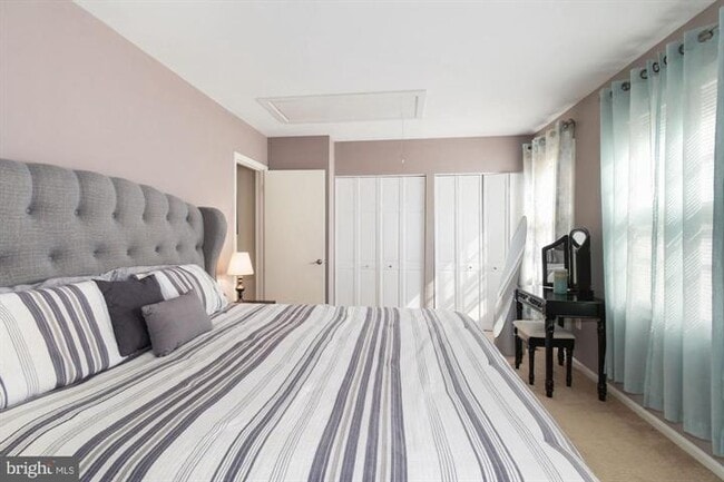 Building Photo - 4916 Van Masdag Ct