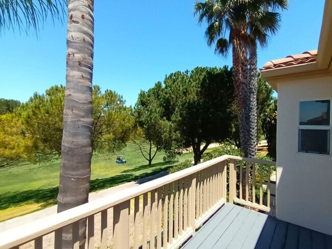 Building Photo - Stunning Two-Story 3 Bedroom, 2.5 Bath Hom...