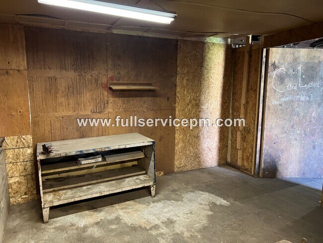 Building Photo - Wonderful corner lot home.