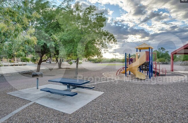 Building Photo - 1645 W Gentle Brook Trail