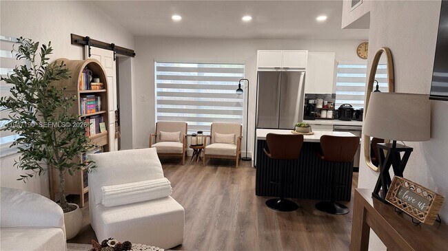 Building Photo - 1108 SW 22nd Terrace