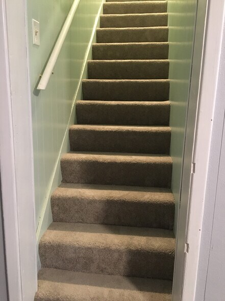 Building Photo - 1120 5th Avenue