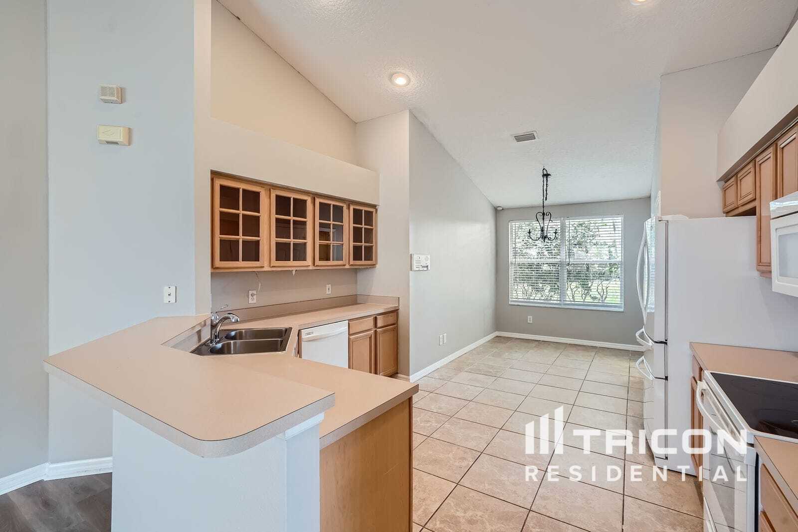Building Photo - 2964 Hickory Grove Dr