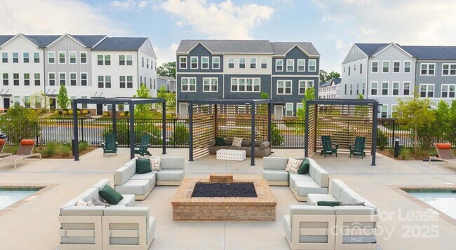 Building Photo - 2020 Winters Eve Dr