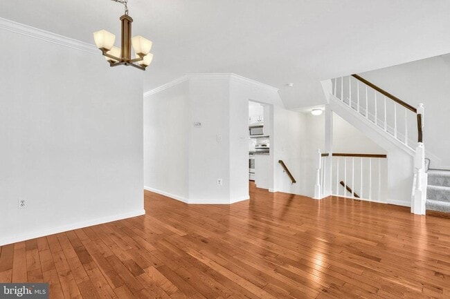 Building Photo - 7413 Salford Ct