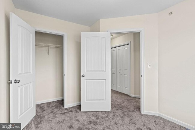 Building Photo - 2026 Ter Vw Ln