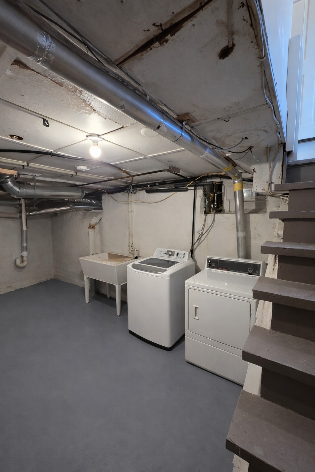 Building Photo - 1462 Grand Ave