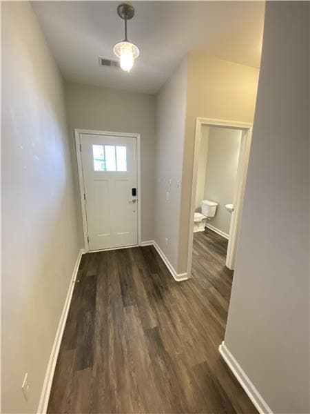Building Photo - 60 Ainsdale Dr