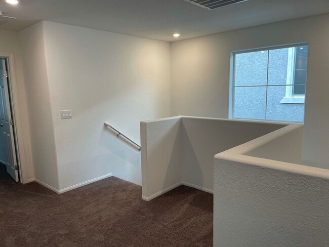 Building Photo - BRAND NEW HOME - Skye Canyon