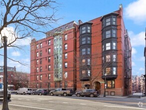 Building Photo - 31 Massachusetts Ave