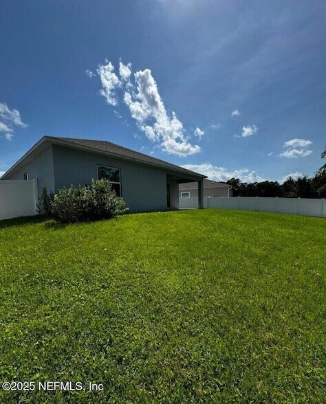 Building Photo - 2606 Trumpet Ln