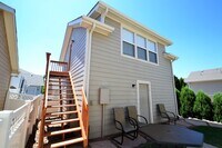 Building Photo - $1100 - Studio/1BA Close to Downtown Color...