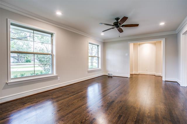 Building Photo - 6908 Lavendale Ave