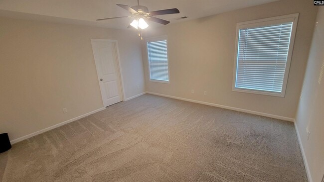 Building Photo - 735 Bustling Br Ln