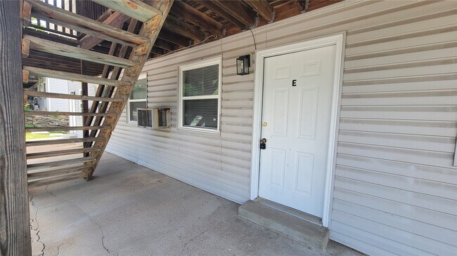 Building Photo - 1731 Bridleton Woods Dr