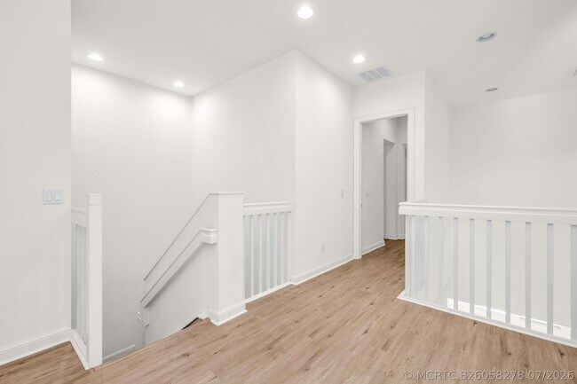 Building Photo - 669 Pacific Grove Dr