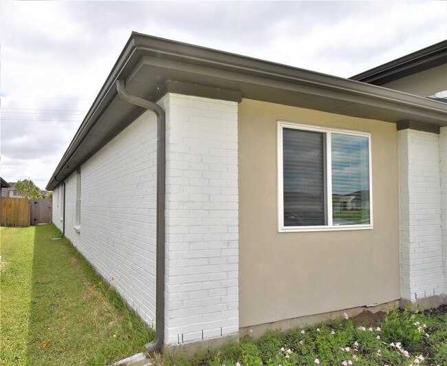 Building Photo - 4023 Yonkers Valley Ln