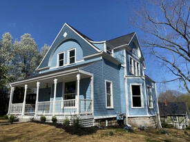 Building Photo - 211 N Water St