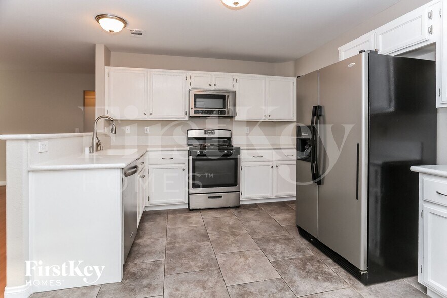 Building Photo - 6700 Rio Sands Ct