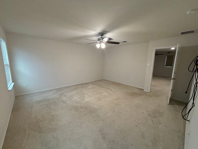 Building Photo - Wonderful 3 Bedroom Home in Coveted Crystal Crossing!