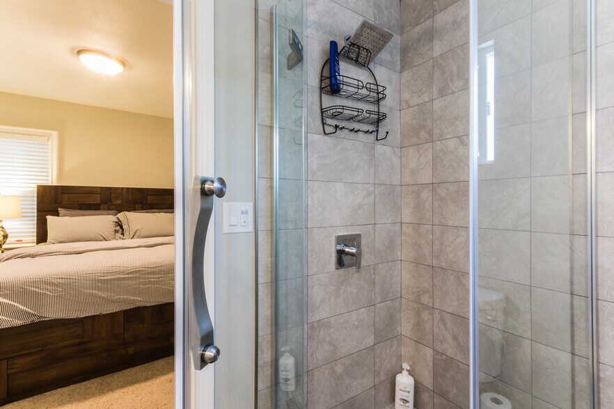 Building Photo - 5357 Virginia Ave