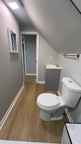 Building Photo - 13020 Estelle Rd