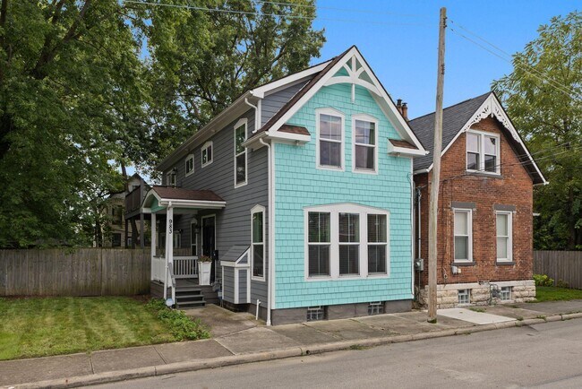 Building Photo - 983 McAllister Ave