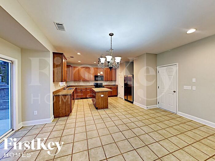 Building Photo - 12812 Cumberland Cove Dr