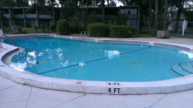 Building Photo - Sparrow 101