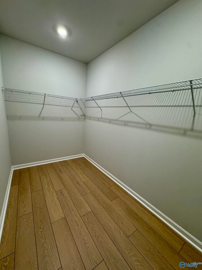 Building Photo - 207 Stockyard Cir