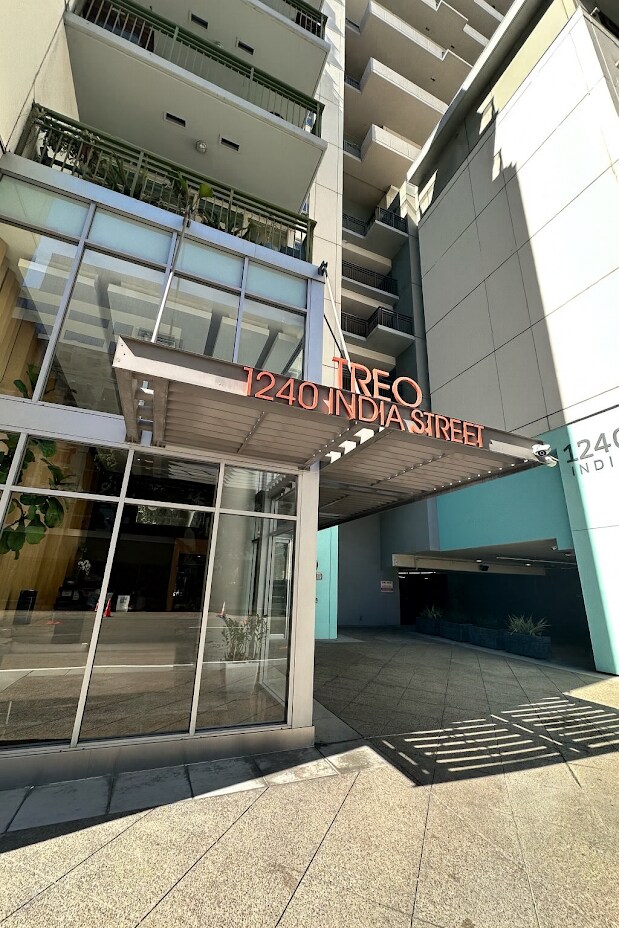 Building Photo - 1240 India St