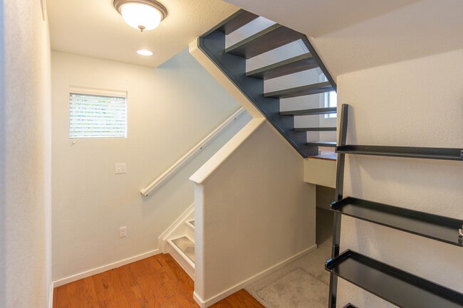 Building Photo - 4490 Vindaloo Dr