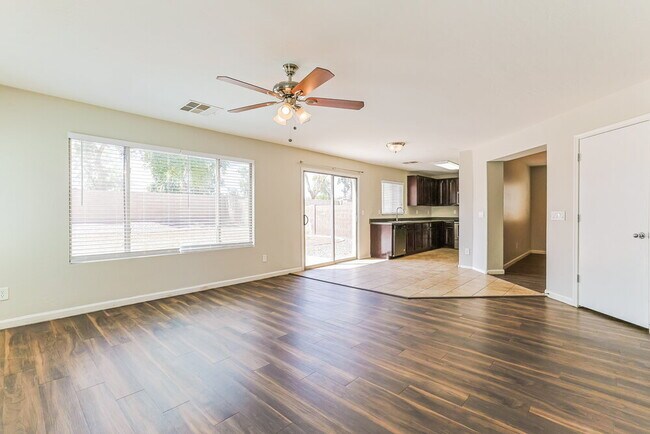 Building Photo - 2415 W Wrangler Way