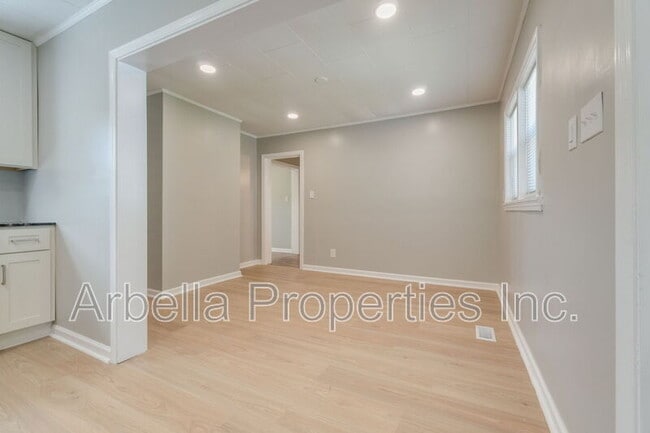 Building Photo - 2637 US-11W