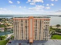 Building Photo - 4900 Brittany Dr S