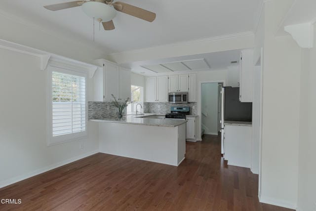 Building Photo - 556 Arapaho St