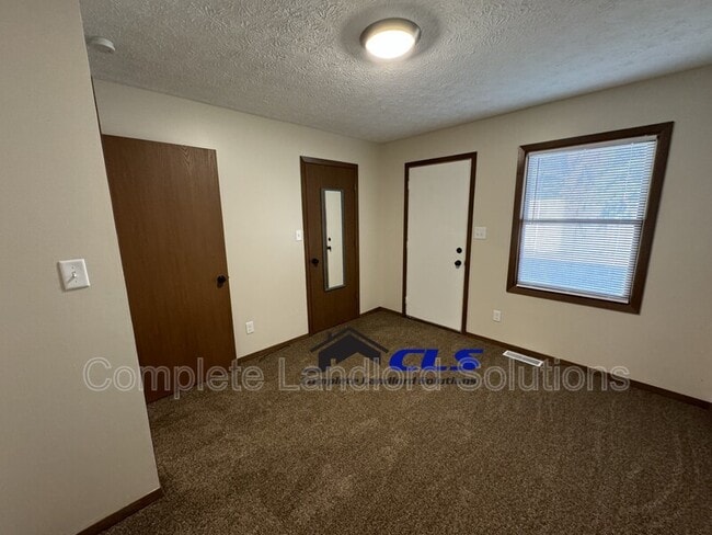 Building Photo - 4283 S Kian St