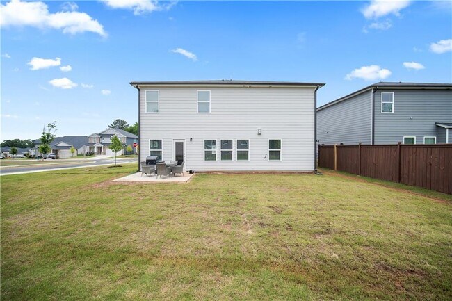 Building Photo - 107 Meander Dr