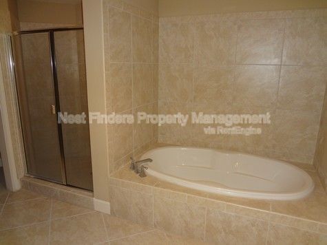 Building Photo - 1478 Riverplace Blvd