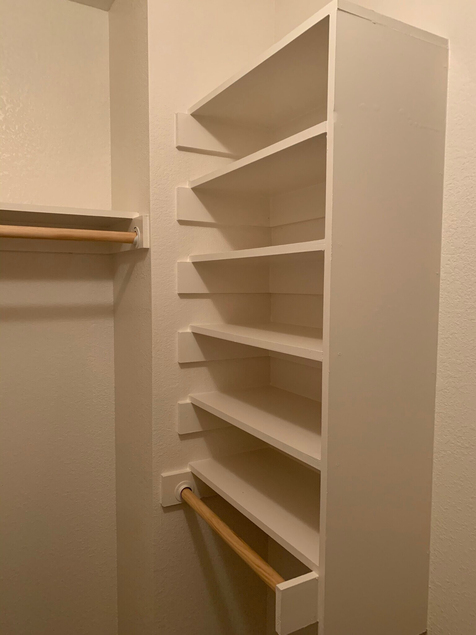 Building Photo - 39090 Prairie North Dr