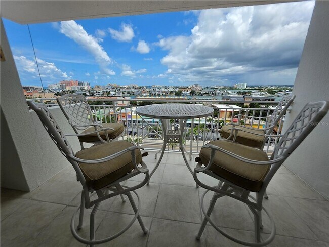 Building Photo - 675 S Gulfview Blvd