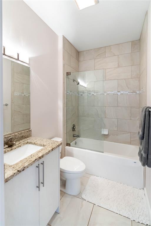 Building Photo - 6616 7th Ave Cir W