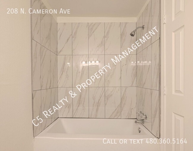 Building Photo - 208 N Cameron St