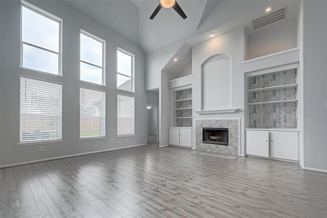 Building Photo - 9519 Stone Terrace Ct
