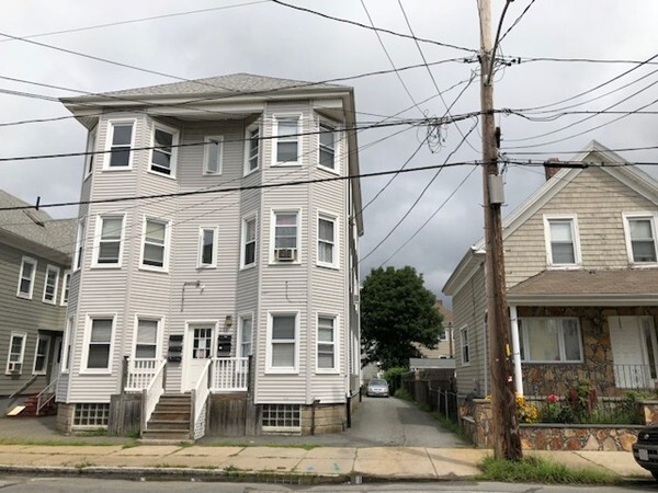 Primary Photo - 257 Tinkham St