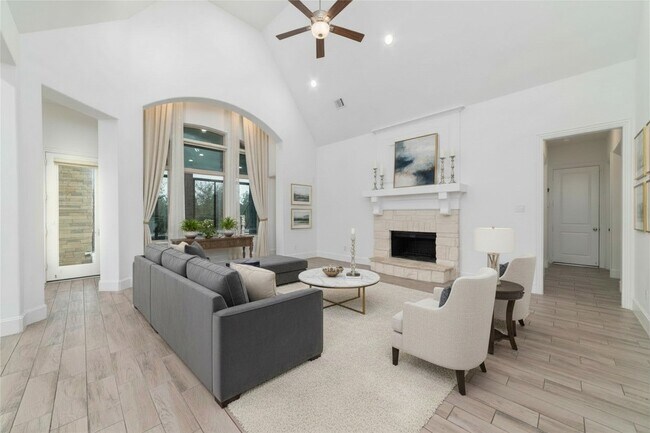 Building Photo - 11635 Glendale Rise Ln