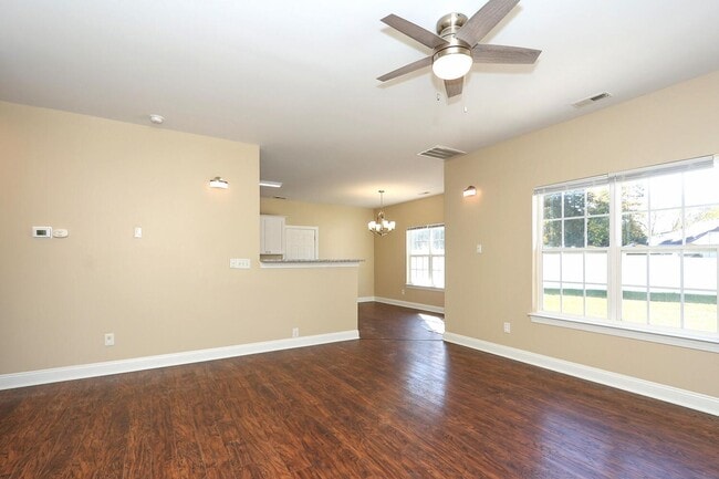 Building Photo - Welcome to this stunning 5 bedroom, 2.5 bath home nestled in the desirable location of Cornelius,...