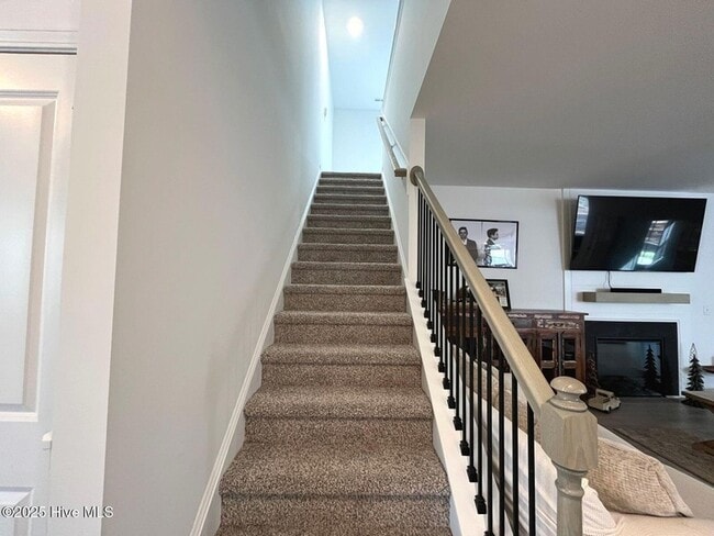 Building Photo - 1028 Hyco rd