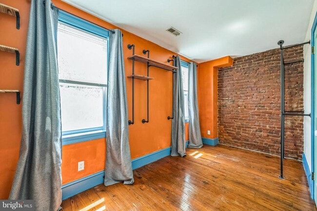 Building Photo - 3563 Lafayette St